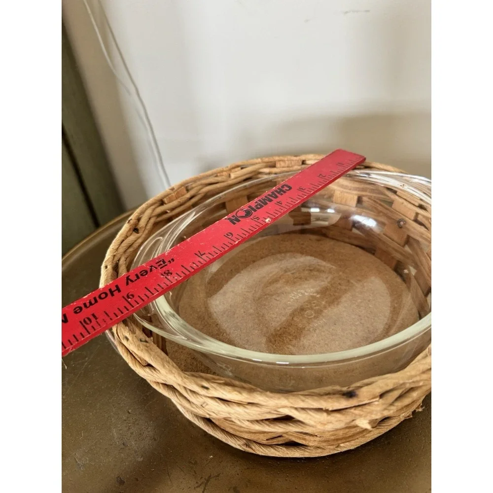 Vintage Pyrex Casserole Carrier Round  Basket Brown Handle Sturdy Potluck Dish